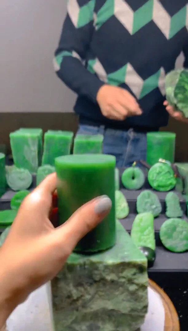 未镶嵌和田玉珠宝半成品1