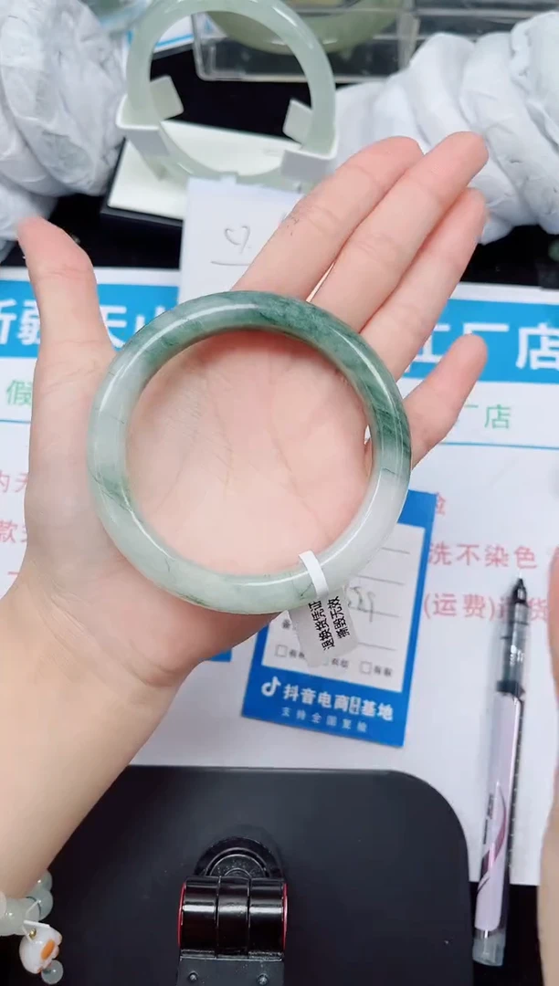 未镶嵌手镯石英质玉171-58/59