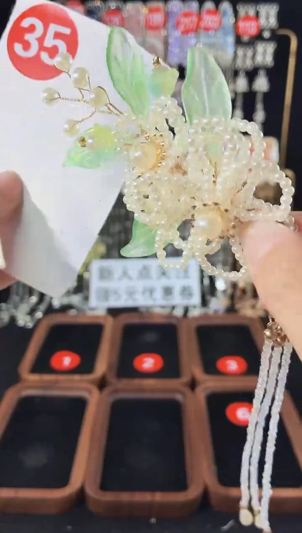 仿水晶铁合金35原创发夹一个