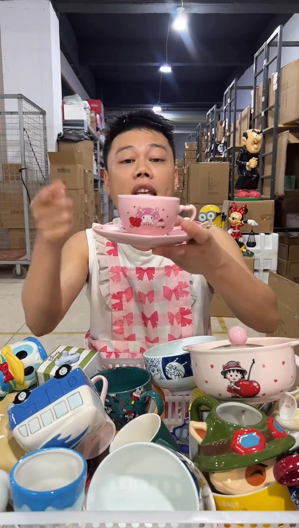 瓷片小羊一番赏美乐蒂一杯一碟 开片
