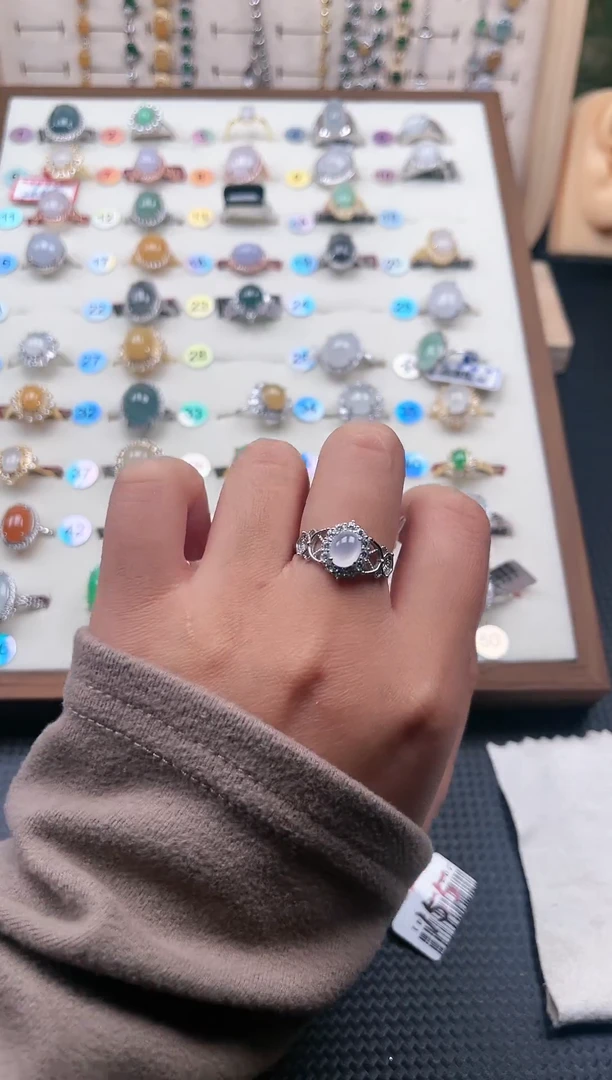 【闪购商品】翡翠戒指银S925镶嵌天然A货翡翠戒指