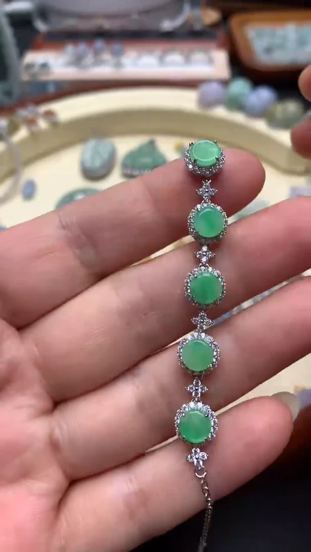 【闪购商品】翡翠手链银S925镶嵌翡翠镶嵌平扣手链
