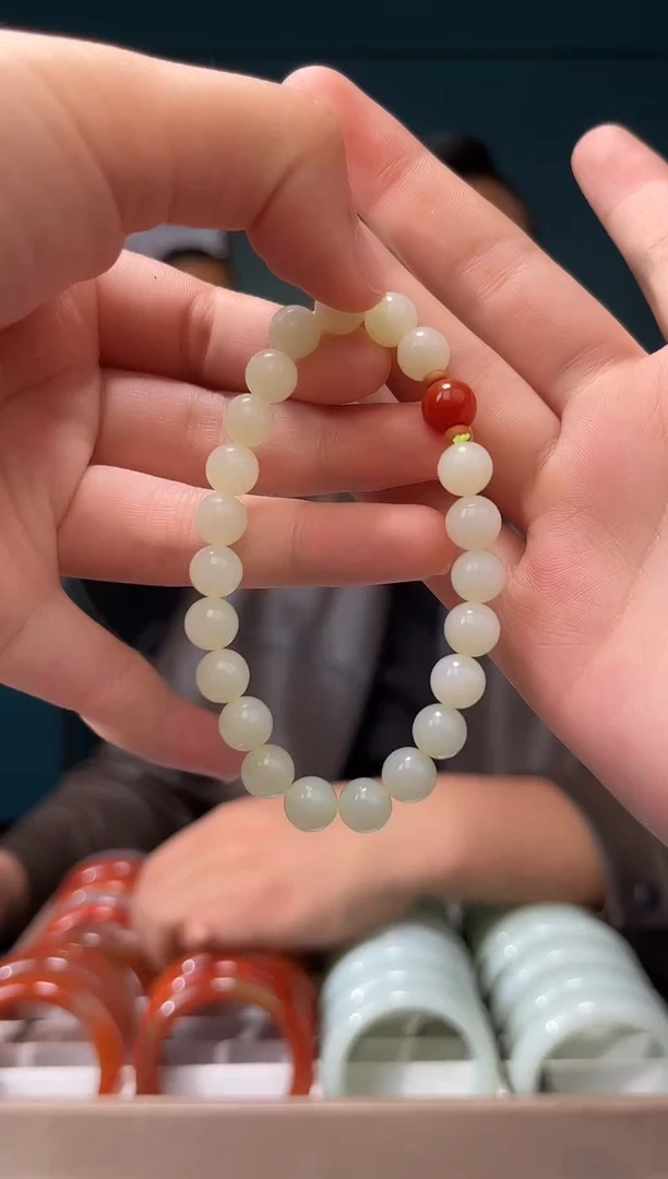 【闪购商品】和田玉颈饰未镶嵌手串