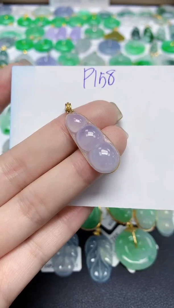 颈饰18K金镶嵌翡翠天然缅甸翡翠A货翡翠百元以上9元证书费自理