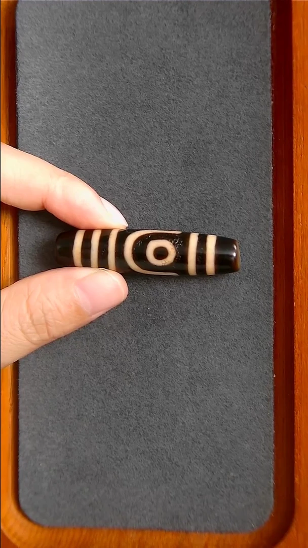 未镶嵌玛瑙/玉髓珠宝半成品上肯如意两眼天珠12*51