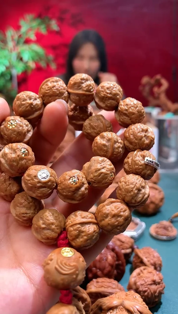 【闪购商品】猴头核桃把件147258369------