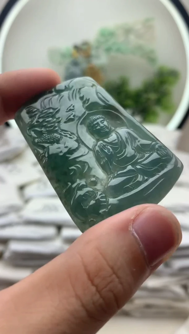 颈饰未镶嵌翡翠阿弥陀佛