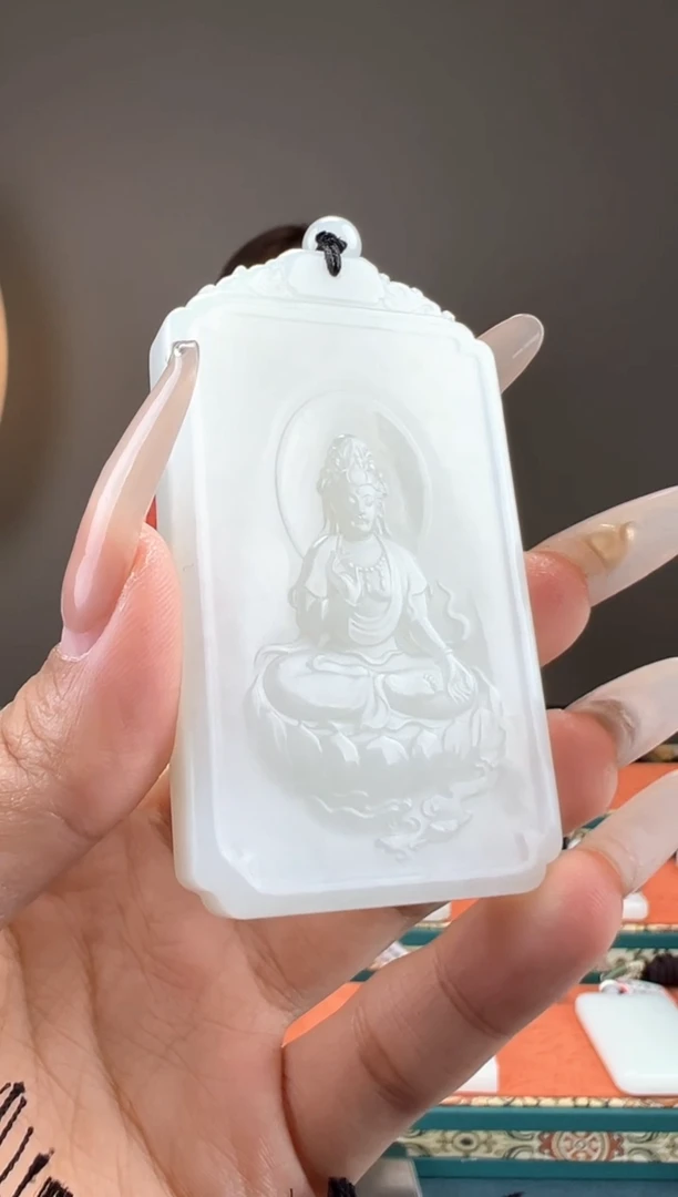 【闪购商品】和田玉颈饰未镶嵌1