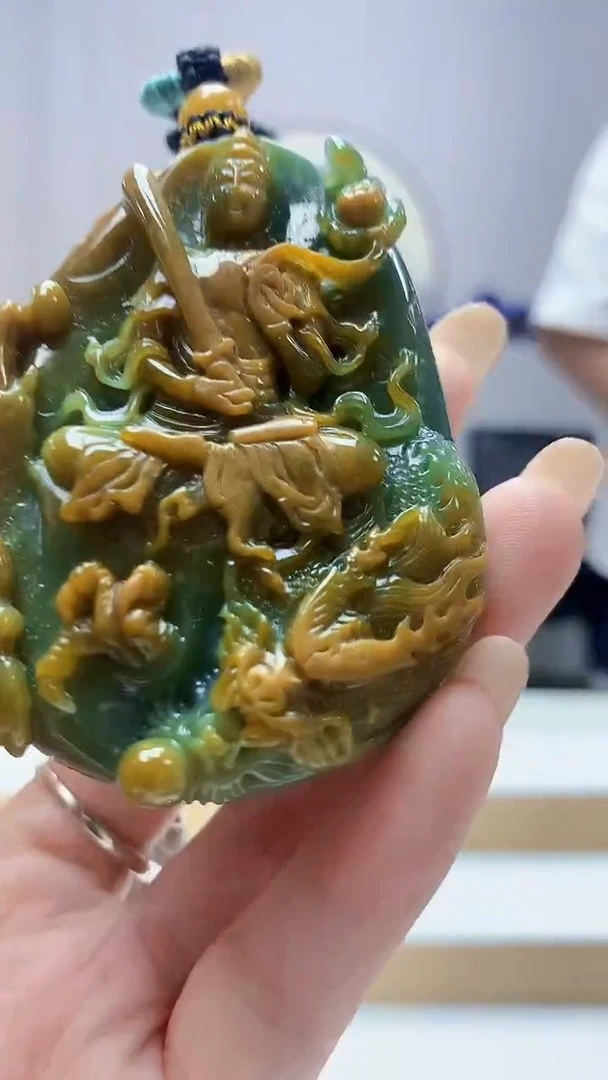 未镶嵌定制翡翠4917DD-毛货挂件187