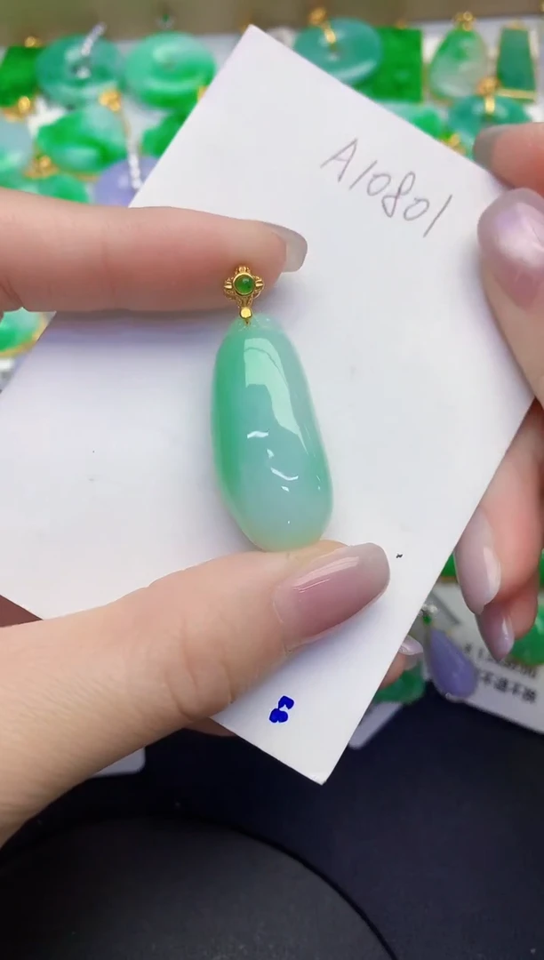 颈饰未镶嵌翡翠缅甸天然翡翠A货