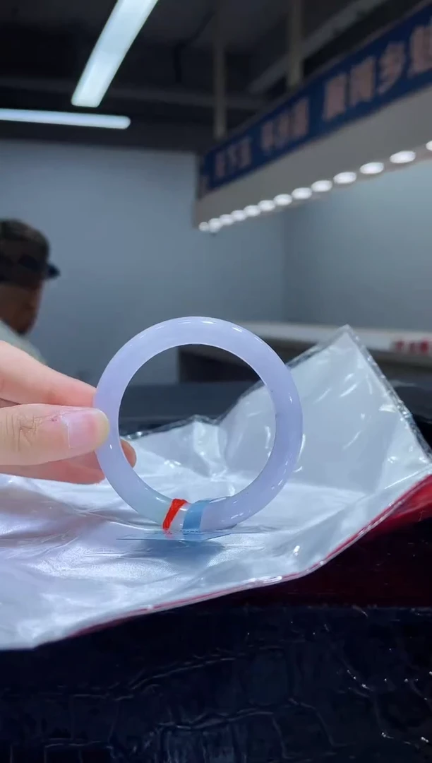 未镶嵌手镯翡翠5