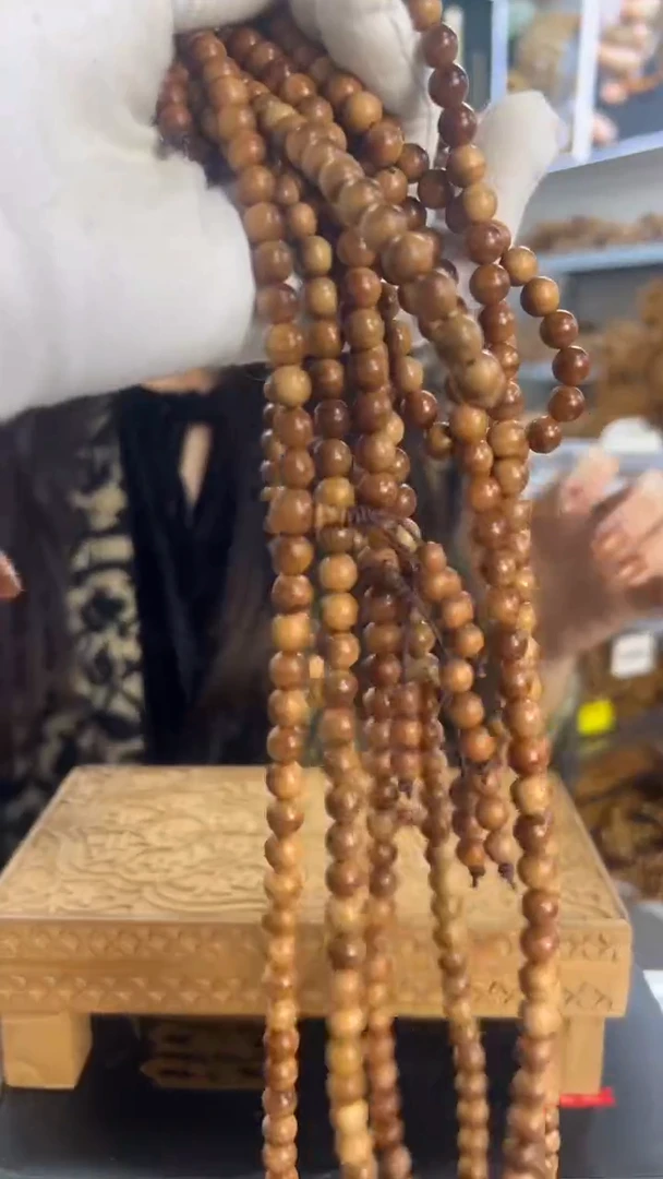 檀香木手串/手链0.7*108横 多样性发其一-2号