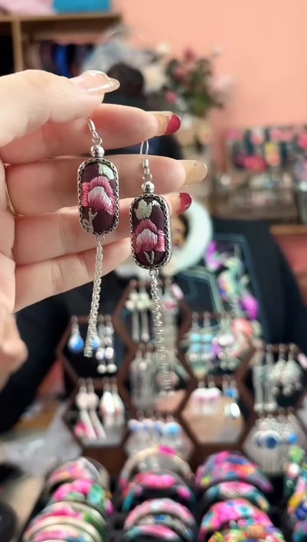 艺枝独绣手工饰品99