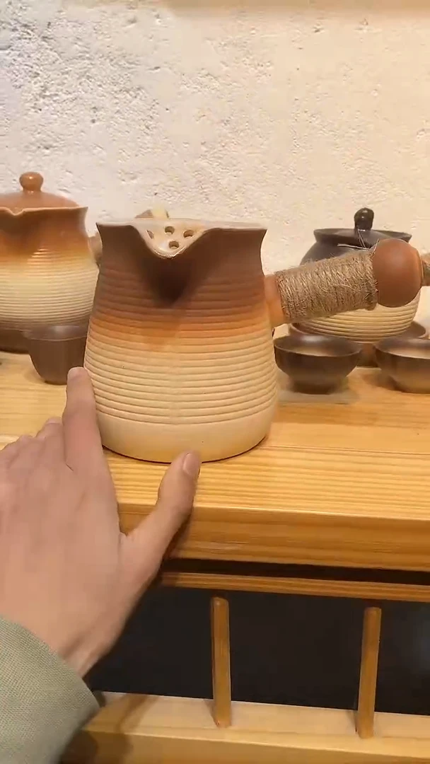 【闪购商品】1200ml褐色禅意罐罐壶  嘻嘻嘻