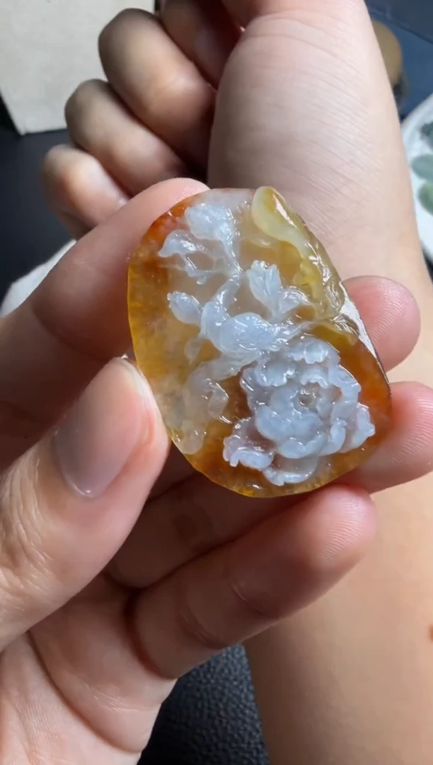 未镶嵌定制翡翠...