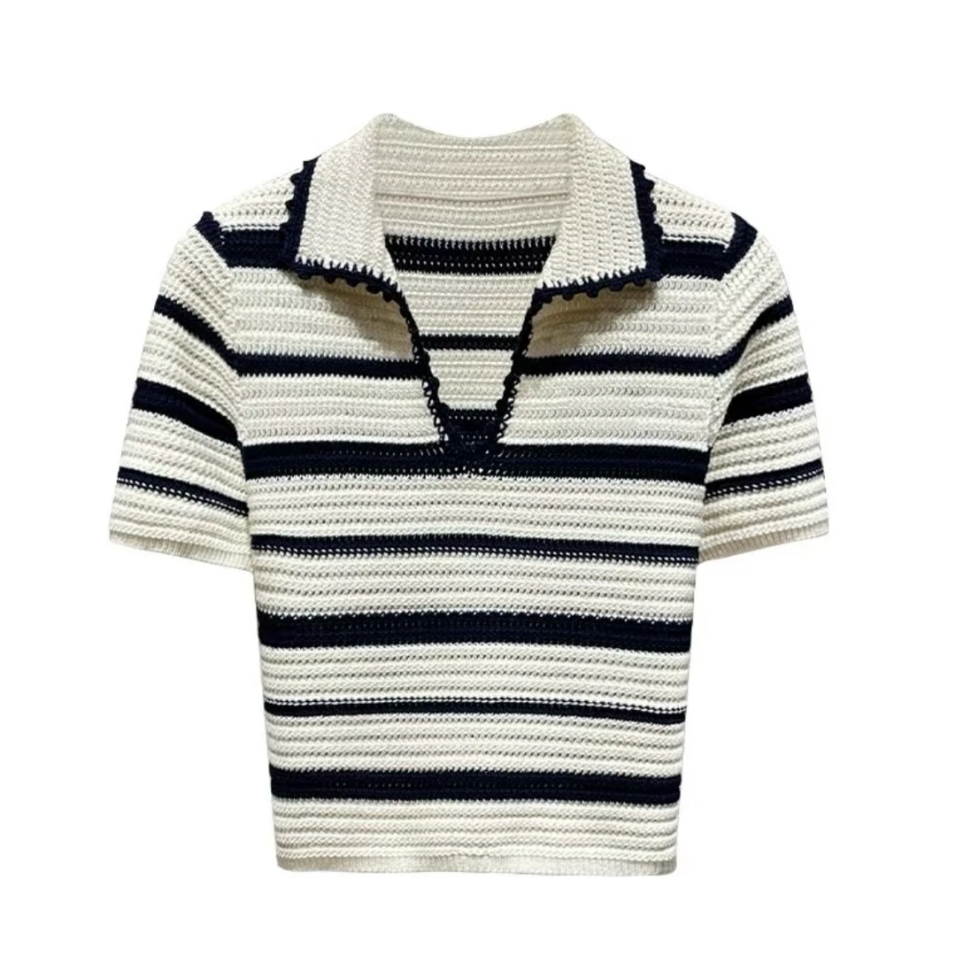 《猪猪出品》2025上新黑白条纹翻领短袖针织衫