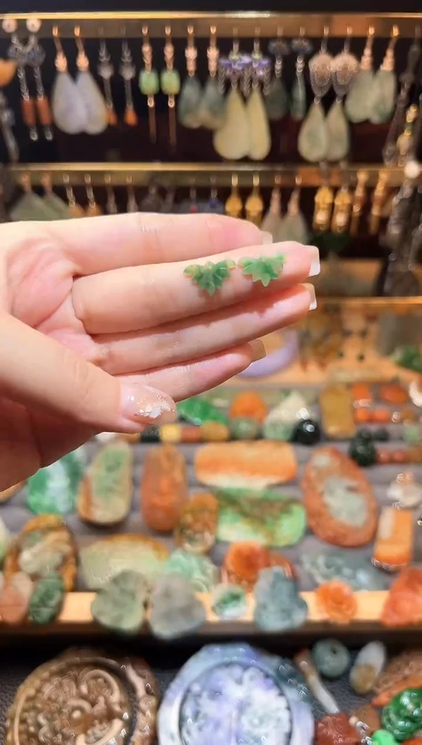 定制翡翠未镶嵌翡翠