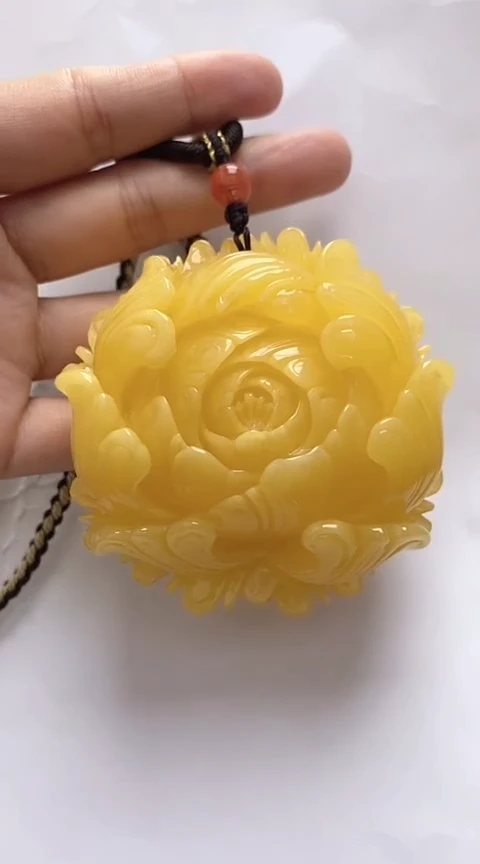 【闪购商品】琥珀裸石未镶嵌蜜蜡吊坠