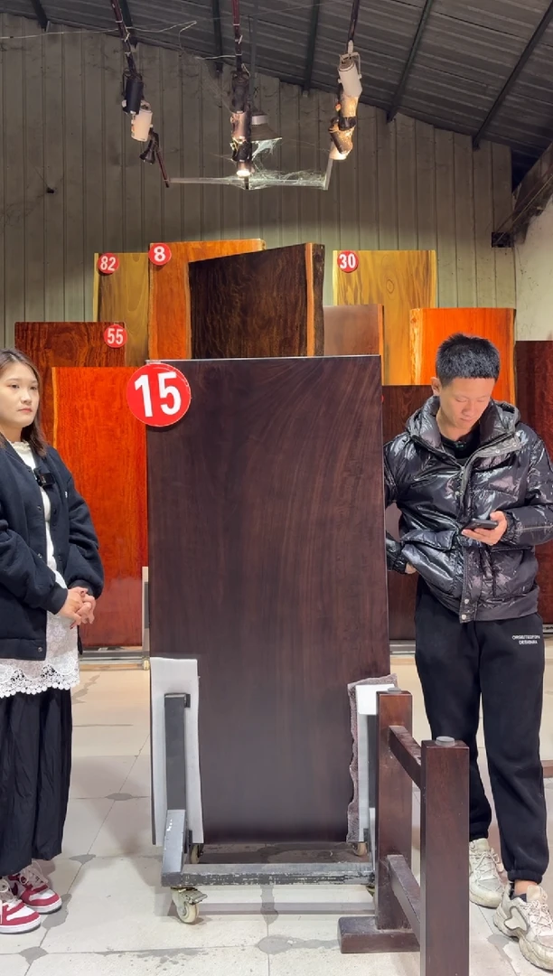 木刚果花大板尺寸：146*82*7.6