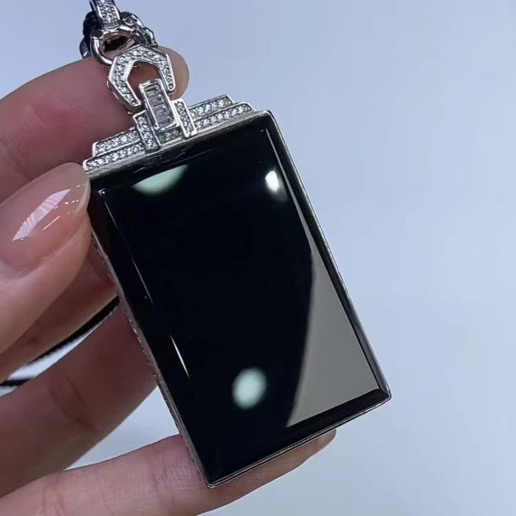 378628/天然和田玉无事牌吊坠s925银镶嵌款  多样性一件发