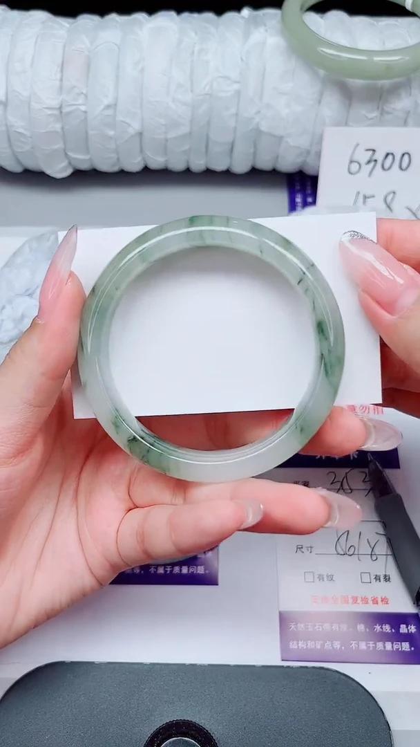 未镶嵌手镯石英质玉353-56/57