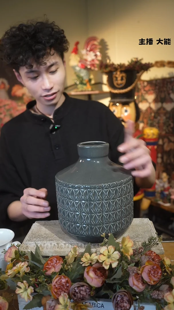 【闪购商品】默认微瑕高端树脂陶瓷摆件W022