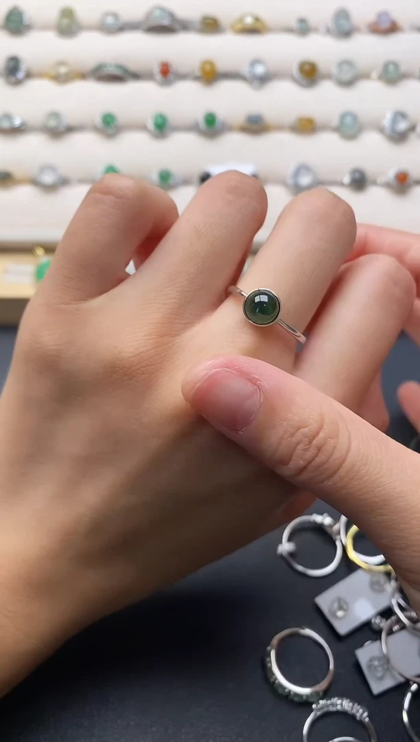 银S925镶嵌戒指翡翠1111111+5