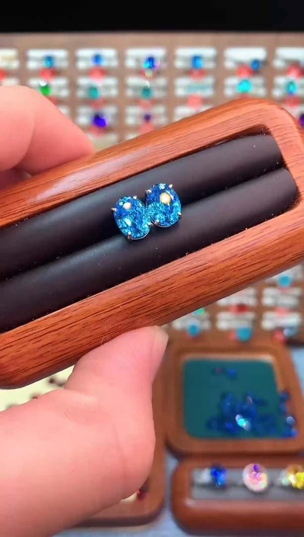 银S925镶嵌耳钉帕拉依巴碧玺......