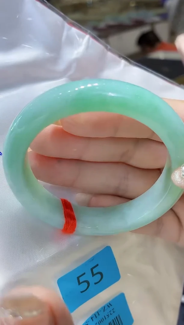 未镶嵌手镯翡翠翡翠手镯55