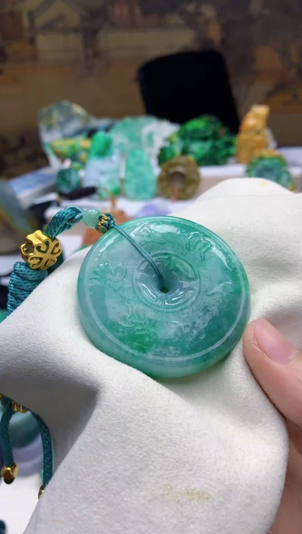 颈饰未镶嵌翡翠꧁****꧂天然A货翡翠