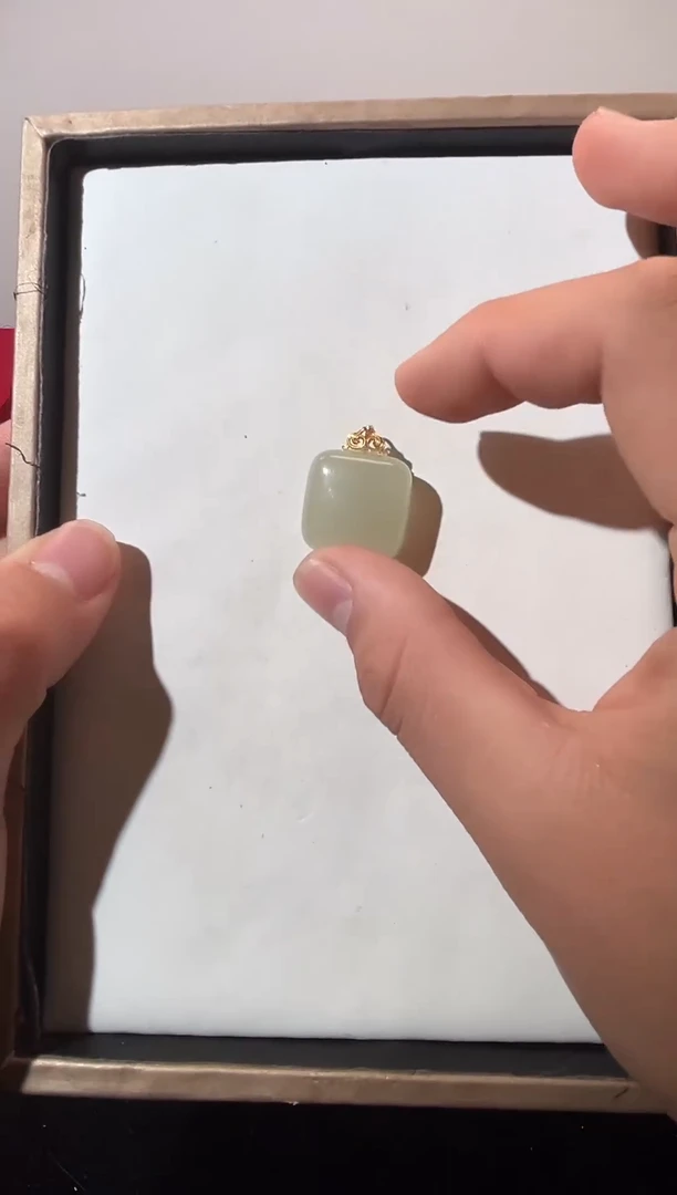 未镶嵌和田玉挂件方糖吊坠