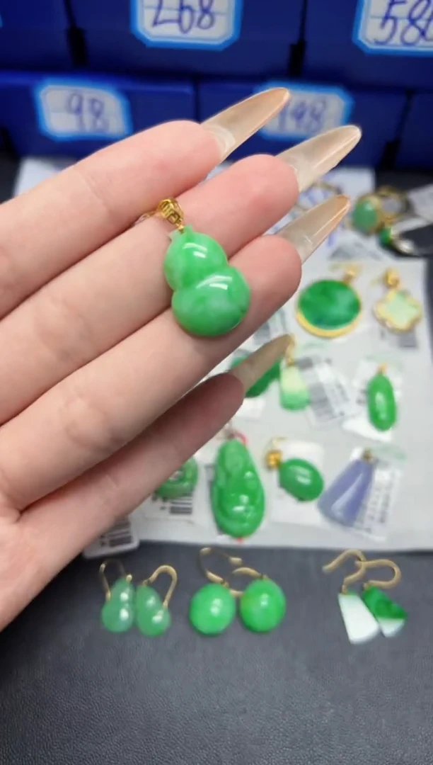 【闪购商品】翡翠颈饰18K金镶嵌Y缅料A货/支持复检/一件