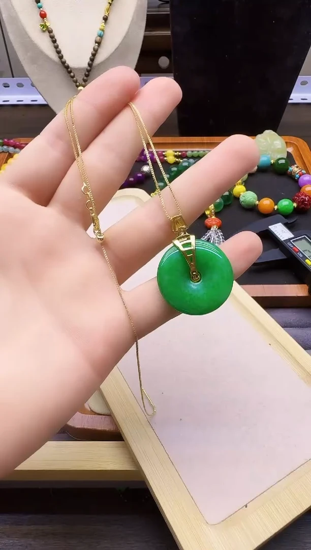 翡翠14K金镶嵌吊坠(赠链)D19