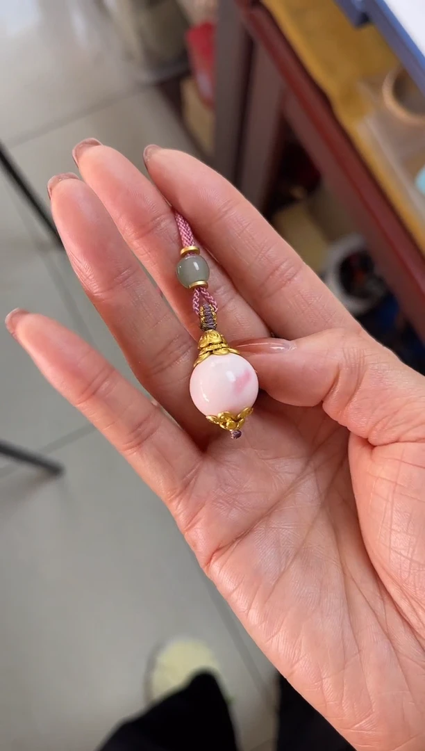 【闪购商品】情人节御女粉吊坠