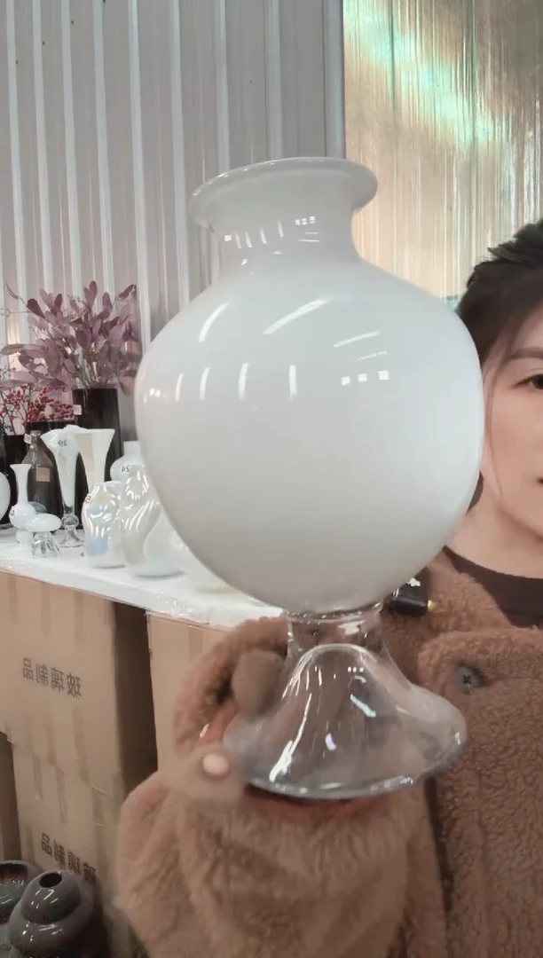 314直播玻璃花瓶