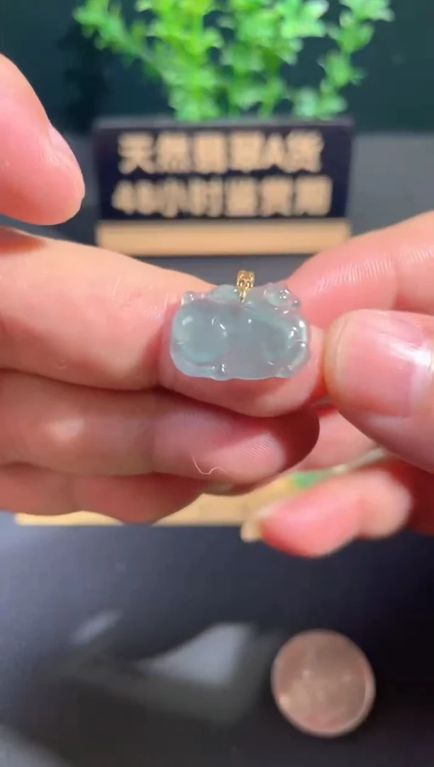 颈饰18K金镶嵌翡翠抖音基地发货