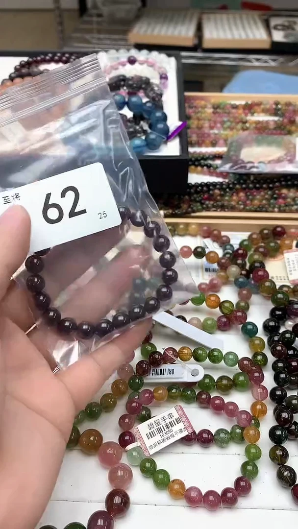 【闪购商品】石榴石手链未镶嵌手链62