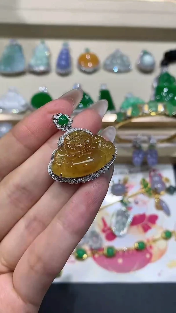 【闪购商品】翡翠吊坠(不含链)18K金镶嵌10团购