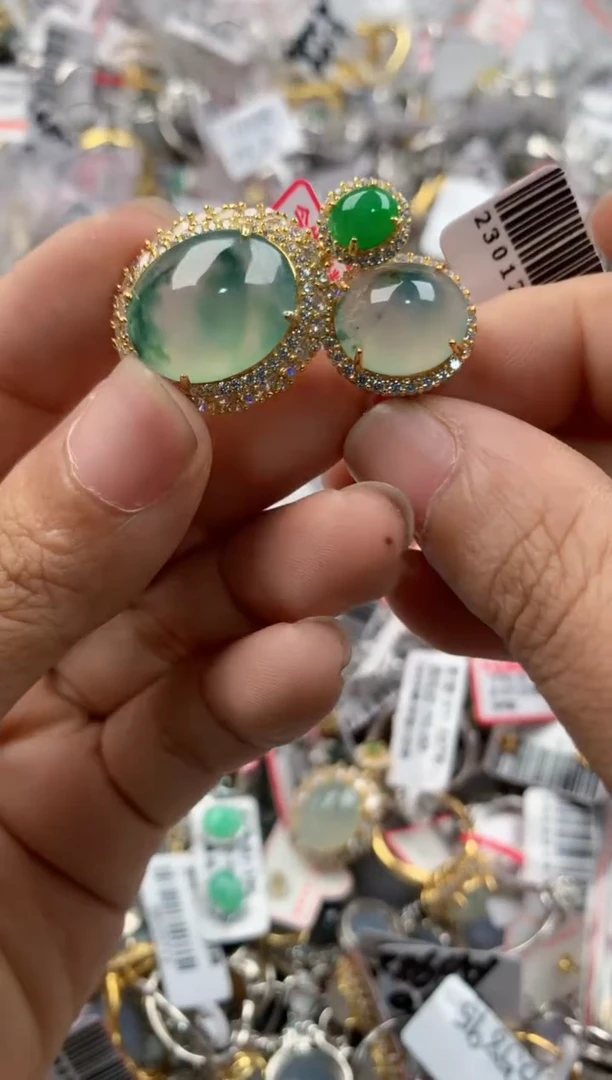 银S925镶嵌戒指翡翠888            2