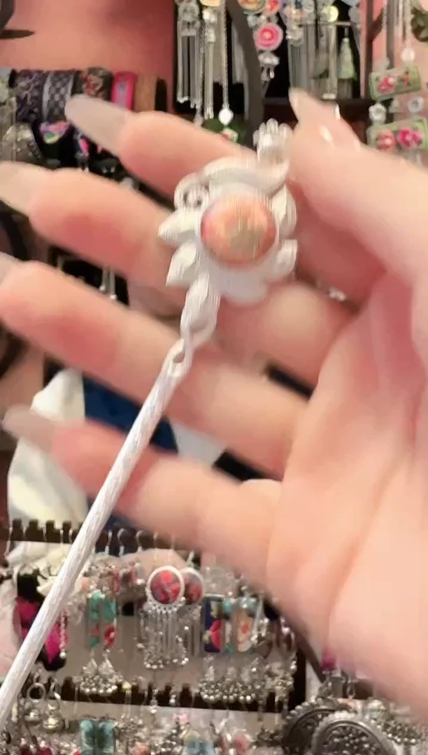 织绣云织谣民族风精美饰品 85