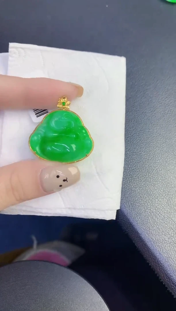 颈饰18K金镶嵌翡翠缅甸天然翡翠A货