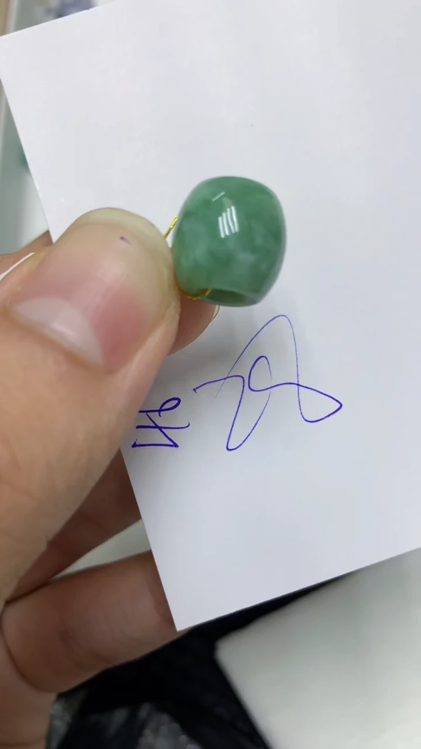 颈饰未镶嵌翡翠缅甸A货翡翠
