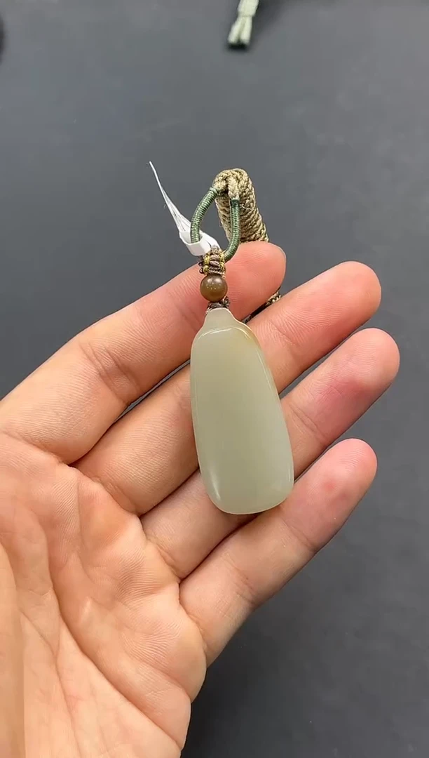 未镶嵌手串和田玉且末金山糖白无事牌微色差