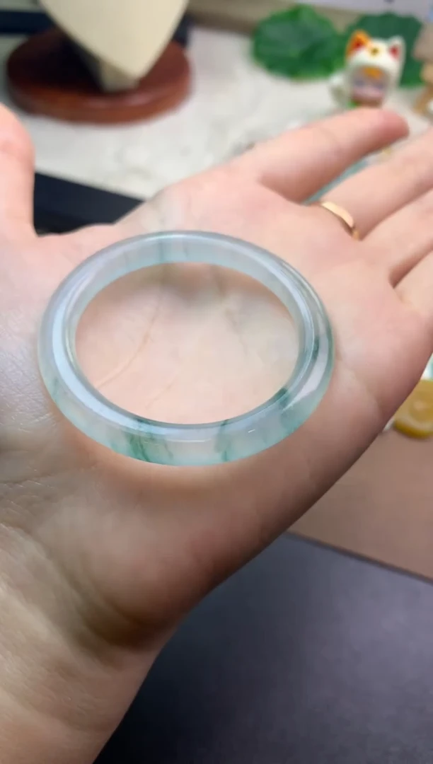 未镶嵌定制翡翠毛货