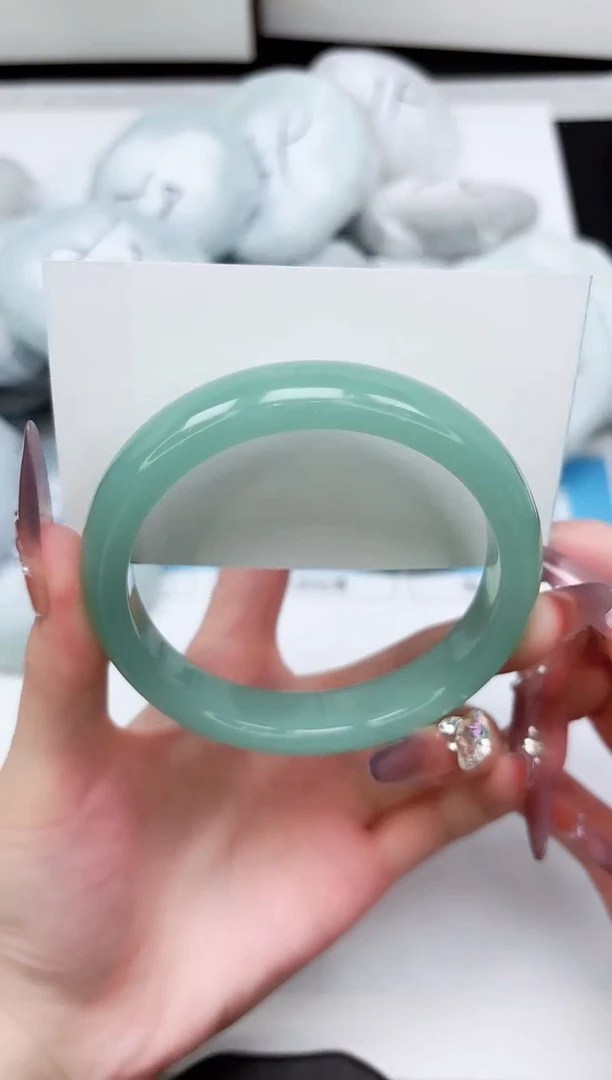 石英质玉手镯未镶嵌77-63.5