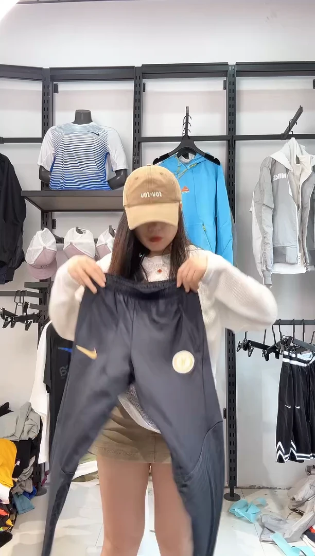 2773   编码  耐克卫衣服饰过款为准 尺码