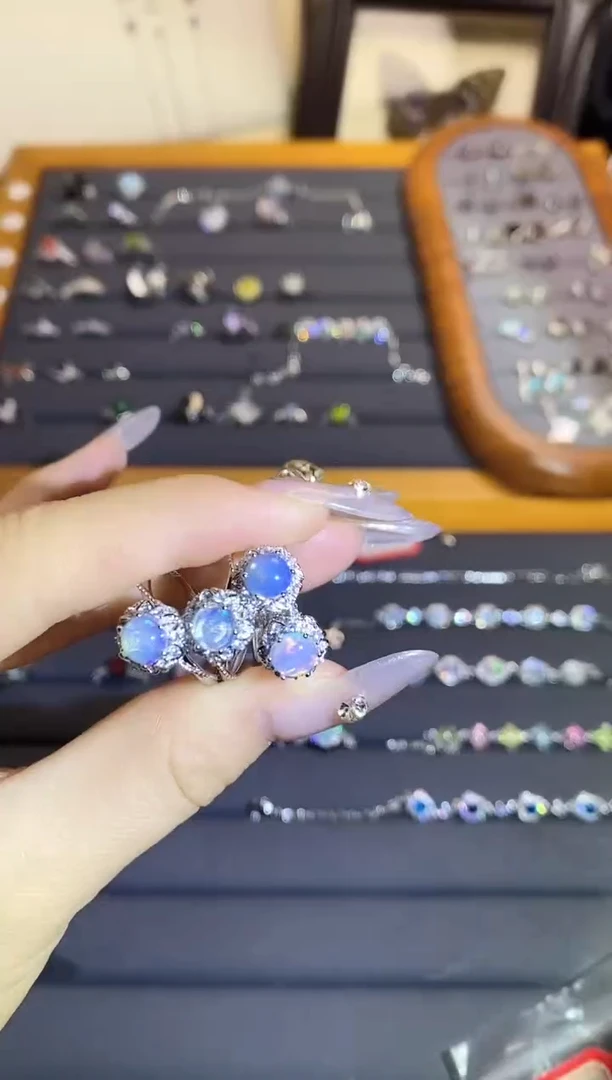 【闪购商品】水晶手链银S925镶嵌A24