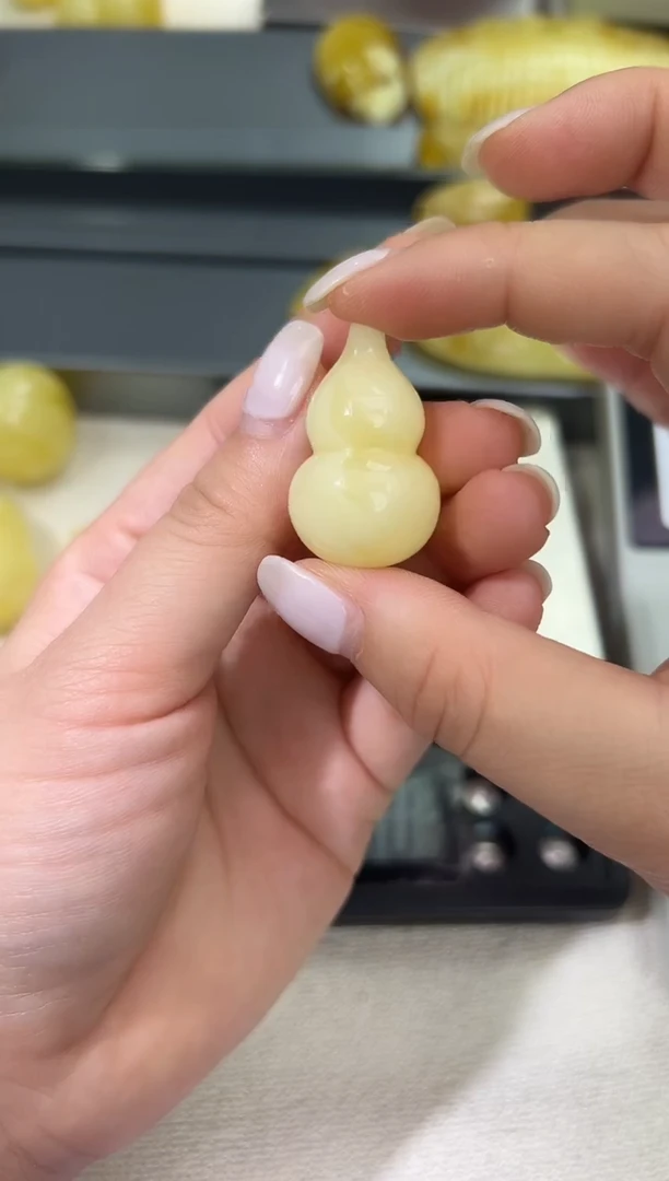 裸石琥珀未镶嵌琥珀蜜蜡吊坠