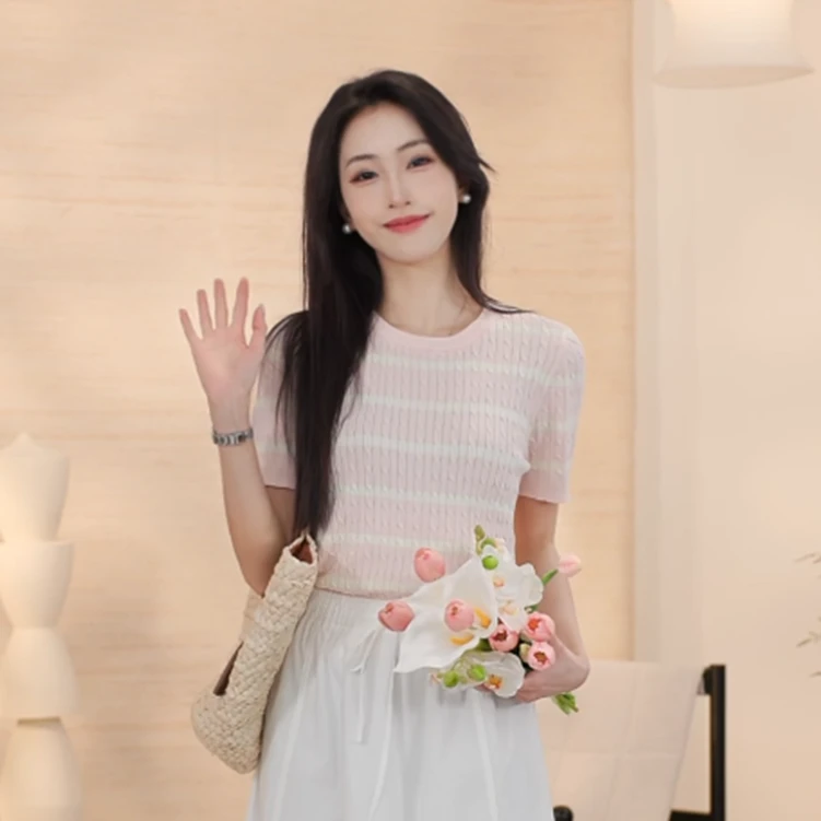 【欧若风新品】茵曼25新款夏季百搭显瘦时尚休闲舒适圆领女毛针织衫