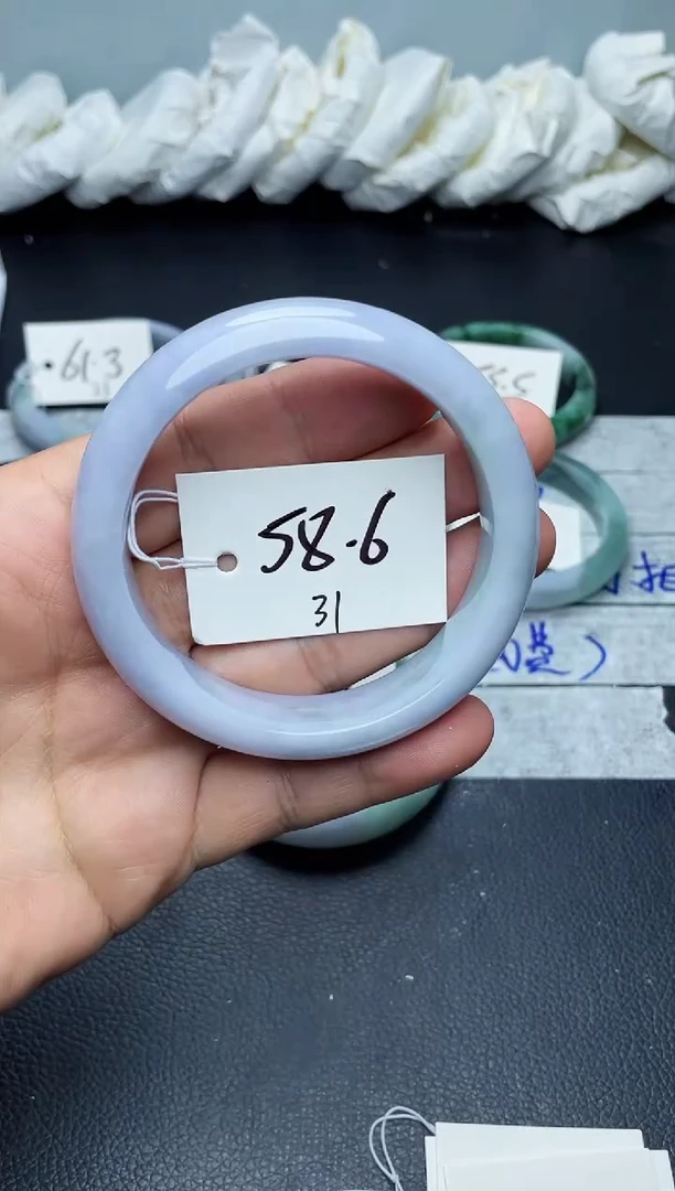 未镶嵌手镯翡翠31